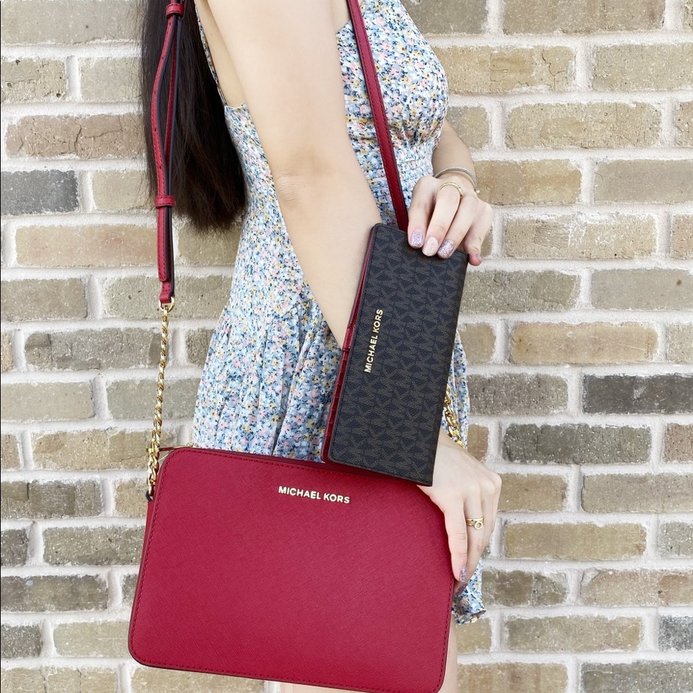 BUNDLE Michael Kors Large Crossbody + wallet - Picture 2 of 6